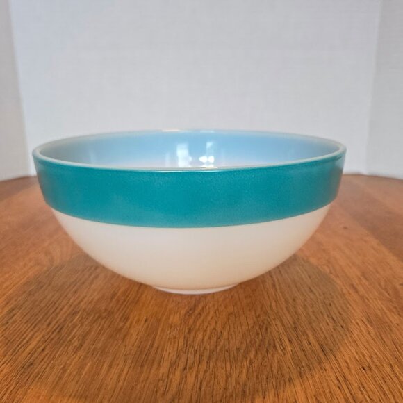 HTF Vintage Fire King Colonial Band Mixing Bowls Set of 3 Nesting Bowls Rare - Picture 8 of 11